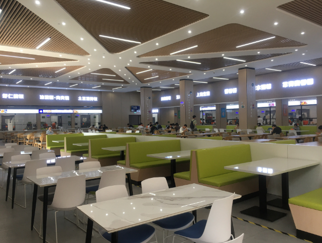 高校項目+1 |攜手武漢科技大學，韋伯電梯助力高質(zhì)量教育發(fā)展