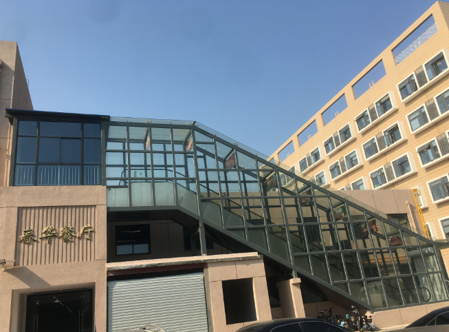 高校項目+1 |攜手武漢科技大學，韋伯電梯助力高質(zhì)量教育發(fā)展